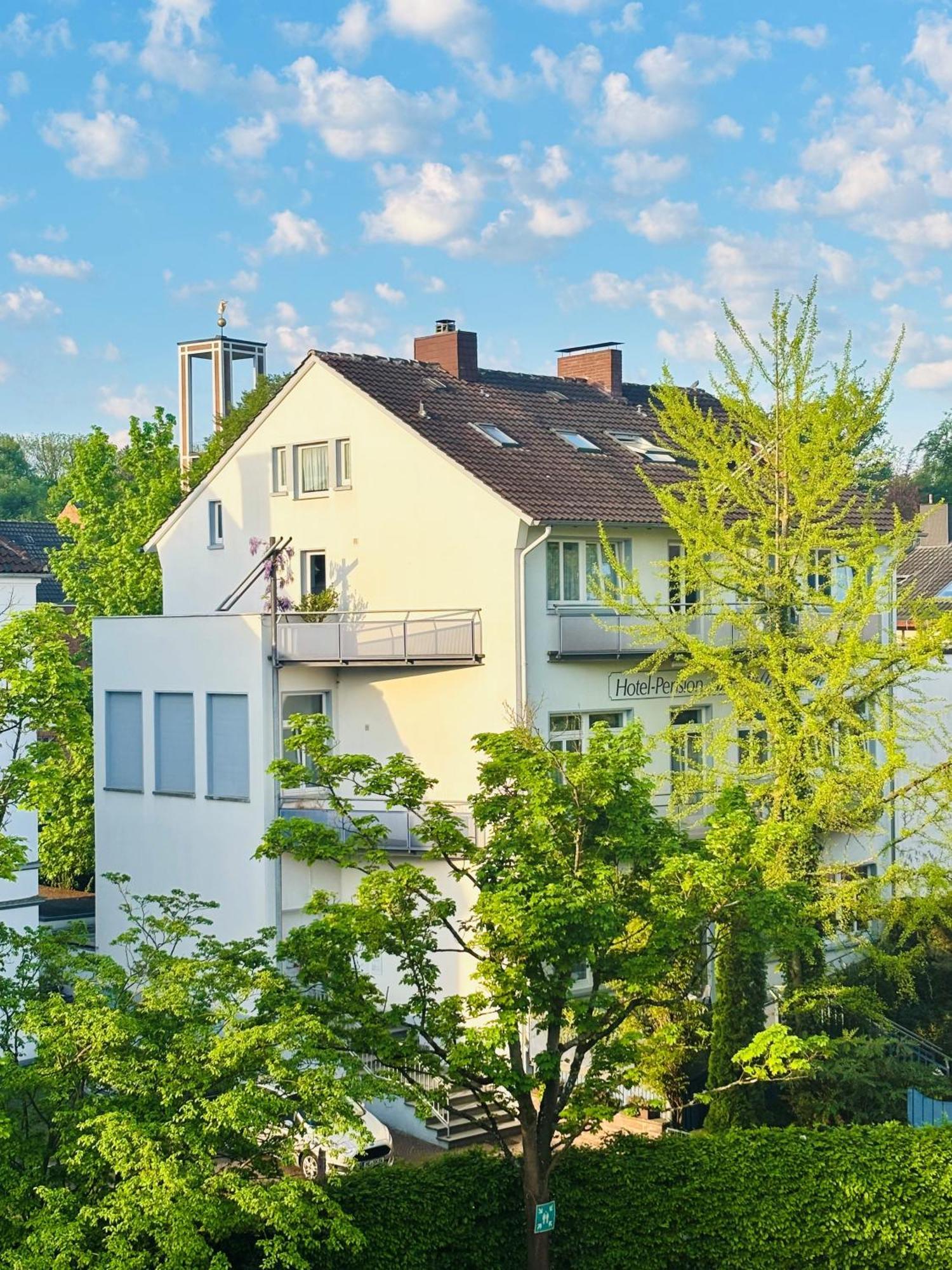 Pension Am Sueltebrunnen Bad Oeynhausen Exterior photo